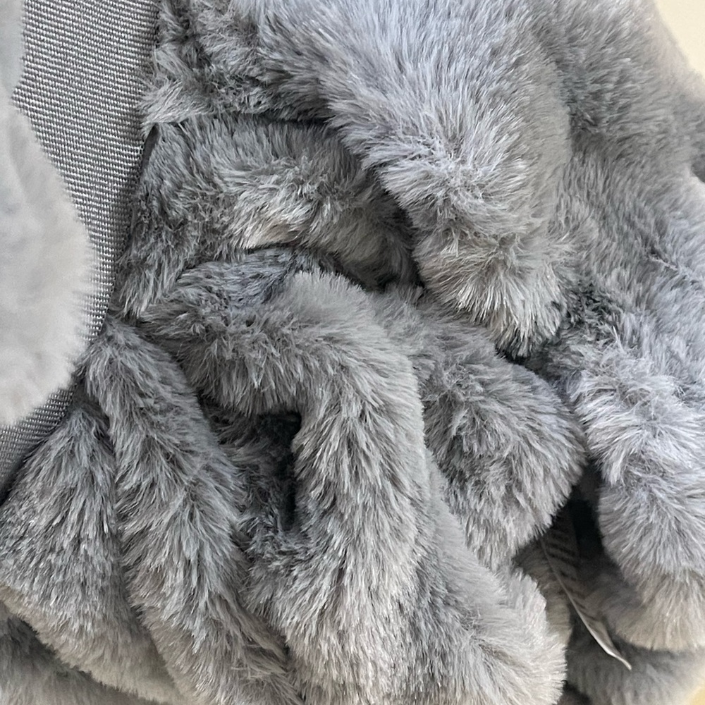 Berkshire Gray Plush Blanket - Picture 7 of 10